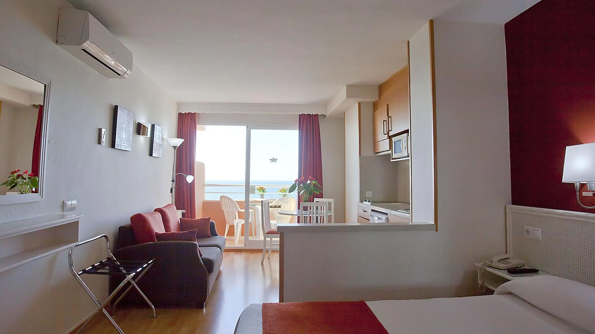 **** Apart Otel Ona Princesa Playa Marbella İspanya
