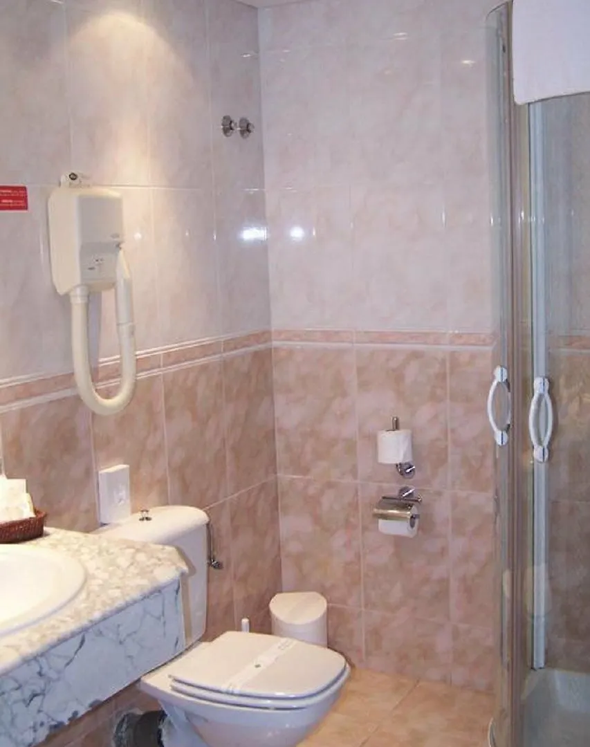 **** Apart Otel Ona Princesa Playa Marbella İspanya